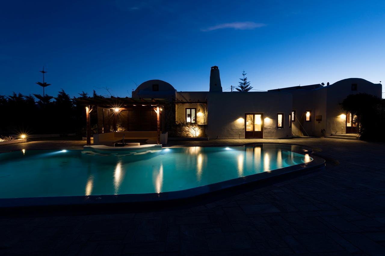Aquaria Villa Karterados  Exterior photo